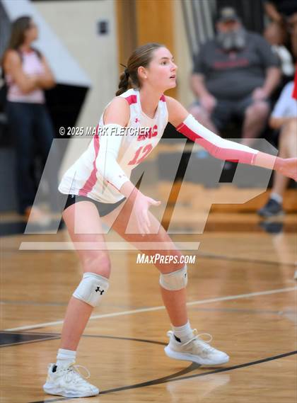 Thumbnail 2 in Bishop Moore @ Oviedo photogallery.