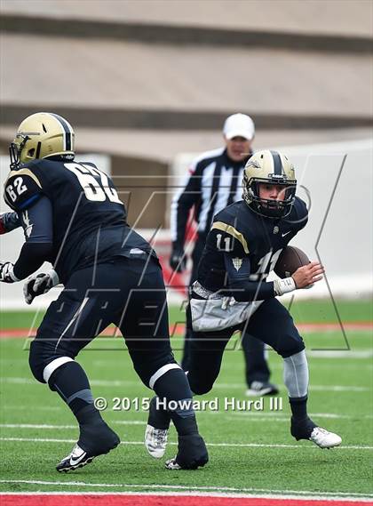 Thumbnail 1 in Quanah vs. Seagraves (UIL 2A Regional) photogallery.
