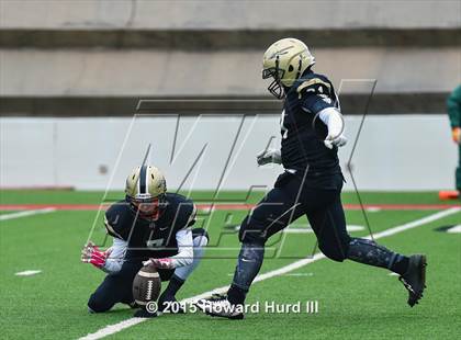 Thumbnail 1 in Quanah vs. Seagraves (UIL 2A Regional) photogallery.