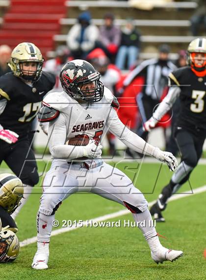 Thumbnail 2 in Quanah vs. Seagraves (UIL 2A Regional) photogallery.