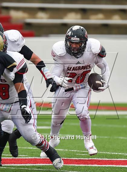 Thumbnail 3 in Quanah vs. Seagraves (UIL 2A Regional) photogallery.