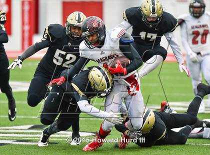 Thumbnail 1 in Quanah vs. Seagraves (UIL 2A Regional) photogallery.