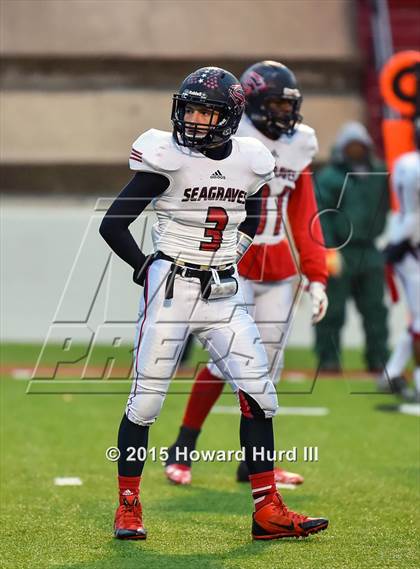 Thumbnail 2 in Quanah vs. Seagraves (UIL 2A Regional) photogallery.