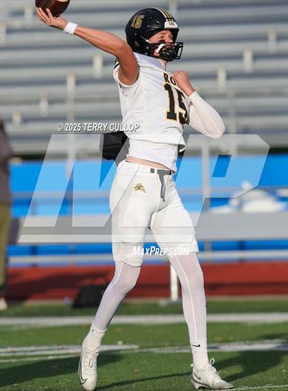 Thumbnail 3 in Roy @ Fremont photogallery.