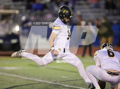 Thumbnail 2 in Roy @ Fremont photogallery.