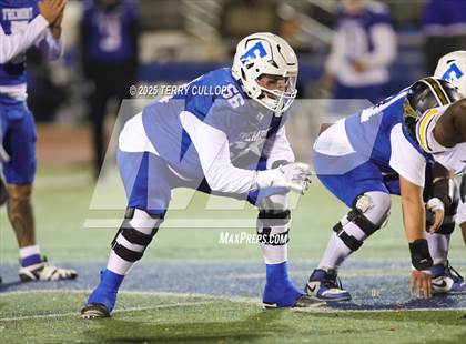 Thumbnail 2 in Roy @ Fremont photogallery.