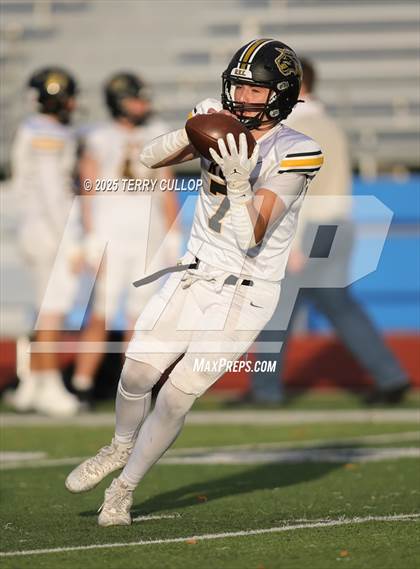 Thumbnail 3 in Roy @ Fremont photogallery.