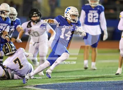 Thumbnail 3 in Roy @ Fremont photogallery.