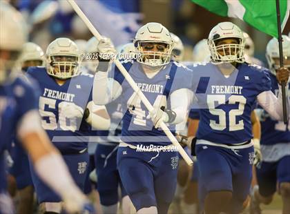 Thumbnail 2 in Roy @ Fremont photogallery.