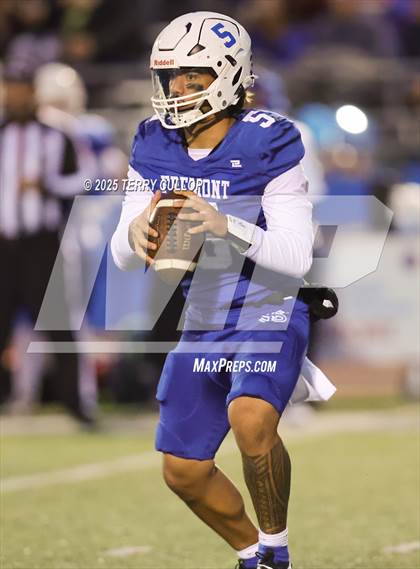 Thumbnail 1 in Roy @ Fremont photogallery.