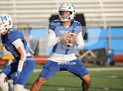 Thumbnail 1 in Roy @ Fremont photogallery.