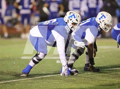 Thumbnail 3 in Roy @ Fremont photogallery.