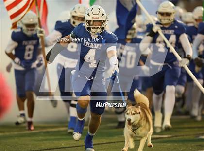 Thumbnail 2 in Roy @ Fremont photogallery.