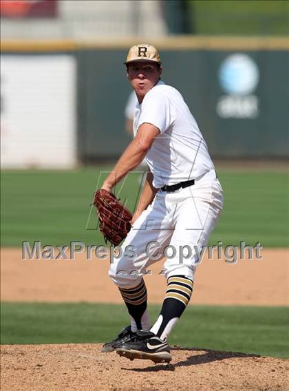 Thumbnail 3 in Rider vs. Brenham (UIL 4A State Semifinal) photogallery.