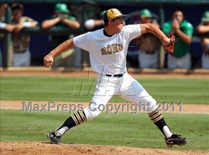 Thumbnail 3 in Rider vs. Brenham (UIL 4A State Semifinal) photogallery.