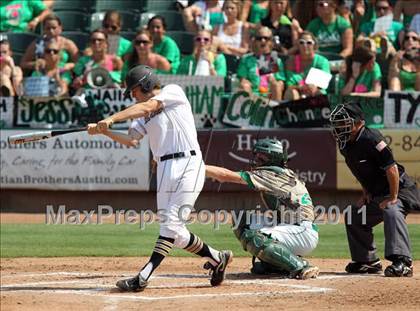 Thumbnail 3 in Rider vs. Brenham (UIL 4A State Semifinal) photogallery.