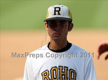 Thumbnail 3 in Rider vs. Brenham (UIL 4A State Semifinal) photogallery.