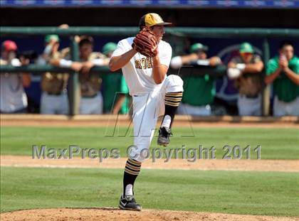 Thumbnail 1 in Rider vs. Brenham (UIL 4A State Semifinal) photogallery.
