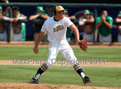 Thumbnail 2 in Rider vs. Brenham (UIL 4A State Semifinal) photogallery.
