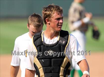 Thumbnail 3 in Rider vs. Brenham (UIL 4A State Semifinal) photogallery.