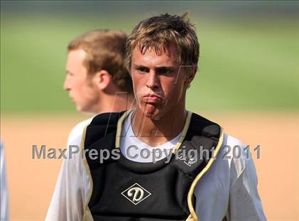 Thumbnail 2 in Rider vs. Brenham (UIL 4A State Semifinal) photogallery.