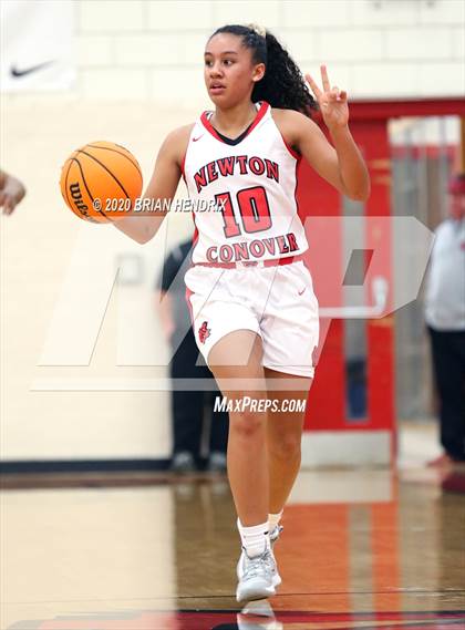 Thumbnail 3 in West Lincoln @ Newton-Conover (South Fork 2A Conference Tournament 1st Round) photogallery.