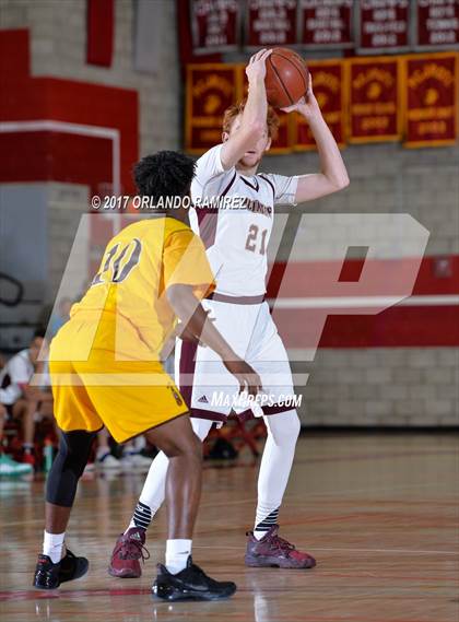 Thumbnail 2 in El Camino vs Point Loma (Lions Club Classic) photogallery.