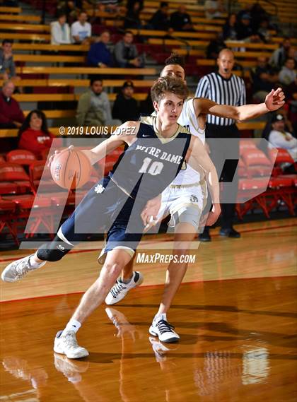 Thumbnail 3 in St. John Bosco vs. Notre Dame (SO) (Nike Extravaganza) photogallery.