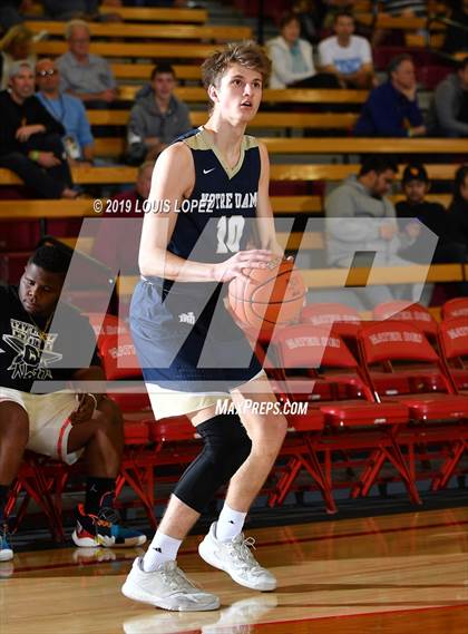 Thumbnail 2 in St. John Bosco vs. Notre Dame (SO) (Nike Extravaganza) photogallery.