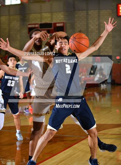 Thumbnail 3 in St. John Bosco vs. Notre Dame (SO) (Nike Extravaganza) photogallery.
