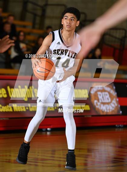 Thumbnail 1 in Saddleback Valley Christian vs. Servite (Nike Extravaganza) photogallery.