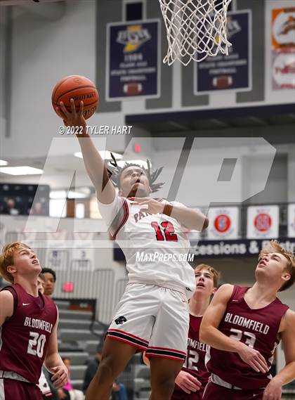 Thumbnail 3 in North Central vs. Bloomfield (Sneakers for Santa Shootout) photogallery.
