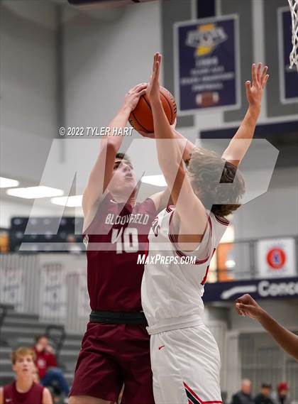 Thumbnail 3 in North Central vs. Bloomfield (Sneakers for Santa Shootout) photogallery.