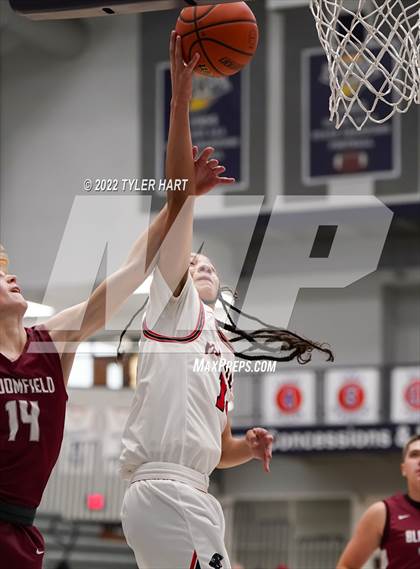 Thumbnail 3 in North Central vs. Bloomfield (Sneakers for Santa Shootout) photogallery.