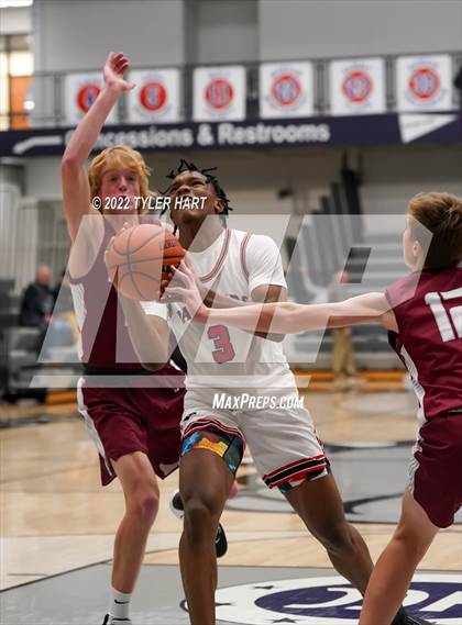 Thumbnail 2 in North Central vs. Bloomfield (Sneakers for Santa Shootout) photogallery.