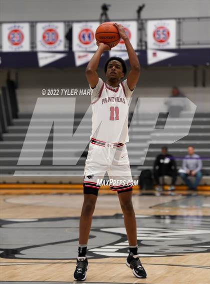 Thumbnail 1 in North Central vs. Bloomfield (Sneakers for Santa Shootout) photogallery.