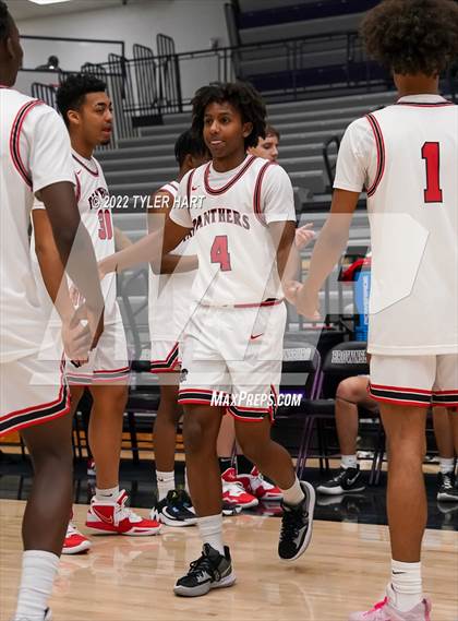 Thumbnail 2 in North Central vs. Bloomfield (Sneakers for Santa Shootout) photogallery.