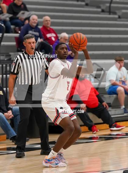 Thumbnail 2 in North Central vs. Bloomfield (Sneakers for Santa Shootout) photogallery.