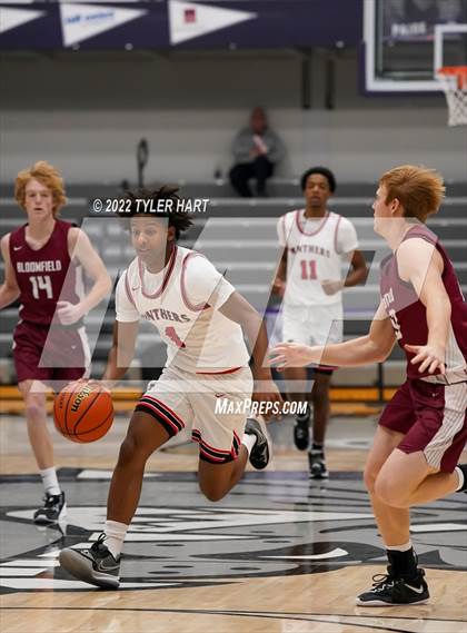 Thumbnail 3 in North Central vs. Bloomfield (Sneakers for Santa Shootout) photogallery.