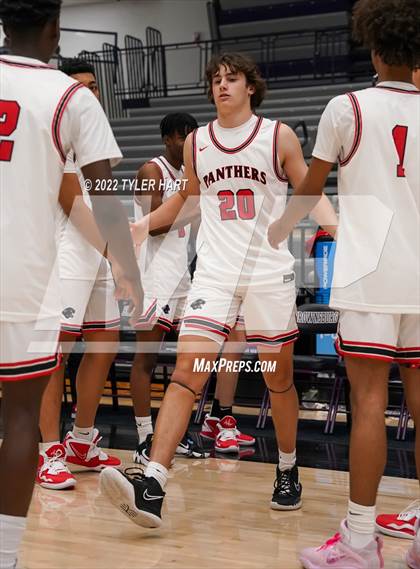 Thumbnail 2 in North Central vs. Bloomfield (Sneakers for Santa Shootout) photogallery.