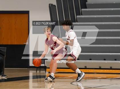 Thumbnail 2 in North Central vs. Bloomfield (Sneakers for Santa Shootout) photogallery.