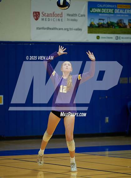 Thumbnail 2 in Amador Valley @ Foothill photogallery.