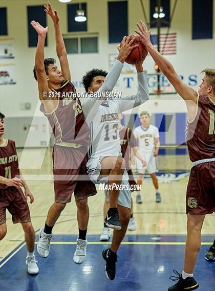 Thumbnail 1 in Yuba City @ Inderkum photogallery.