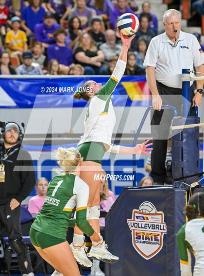 Thumbnail 2 in Sunrise Mountain vs. Horizon (AIA 5A Final) photogallery.