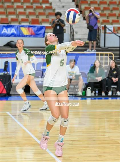 Thumbnail 3 in Sunrise Mountain vs. Horizon (AIA 5A Final) photogallery.