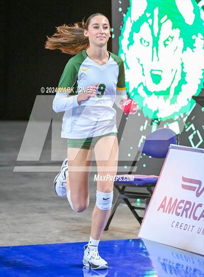 Thumbnail 2 in Sunrise Mountain vs. Horizon (AIA 5A Final) photogallery.