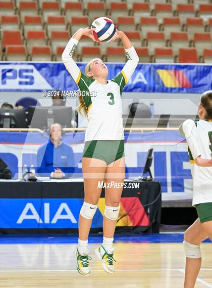 Thumbnail 1 in Sunrise Mountain vs. Horizon (AIA 5A Final) photogallery.