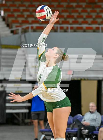 Thumbnail 1 in Sunrise Mountain vs. Horizon (AIA 5A Final) photogallery.