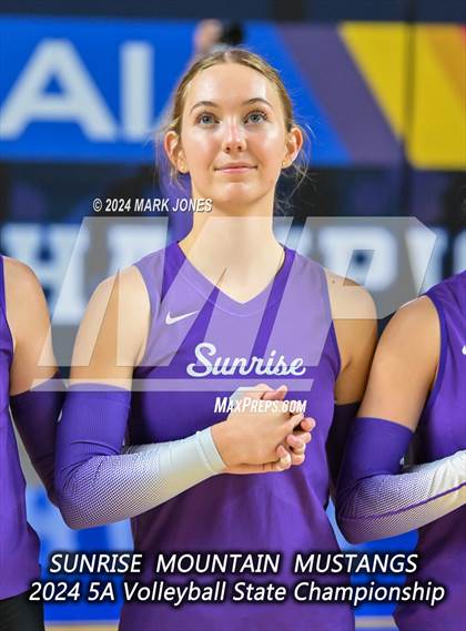 Thumbnail 1 in Sunrise Mountain vs. Horizon (AIA 5A Final) photogallery.