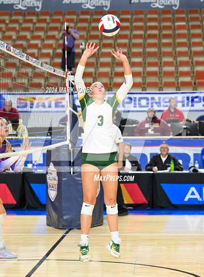 Thumbnail 1 in Sunrise Mountain vs. Horizon (AIA 5A Final) photogallery.